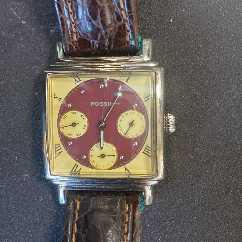Fossil leather watch - Picture 3 of 7